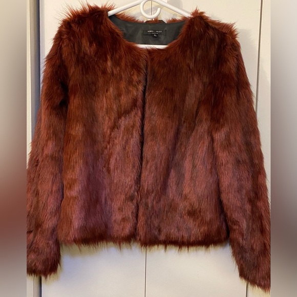 Romeo & Juliet Couture Jackets & Blazers - Faux Fur Jacket in Rich Wine